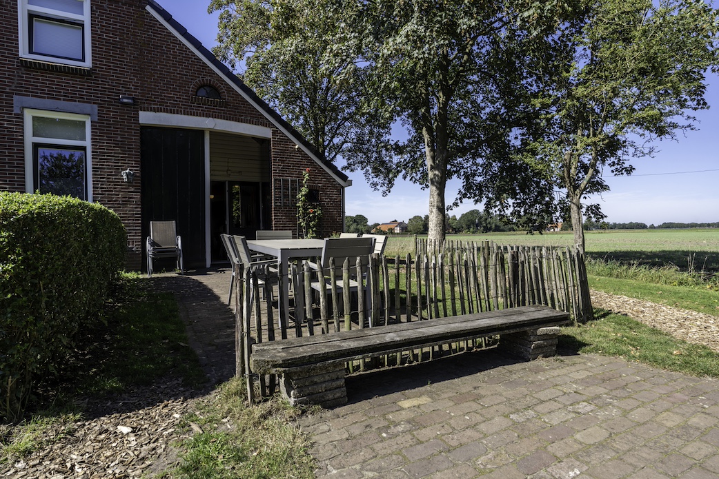 buitenwedde westerwolde appartement vakantiehuis vakantiewoning tuin groen rust ruimte 8-persoons groepsaccomodatie